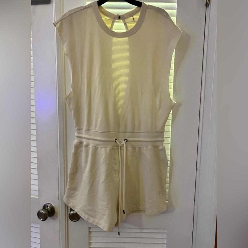 Free people Movement  Cream Top with Drawstring Waist